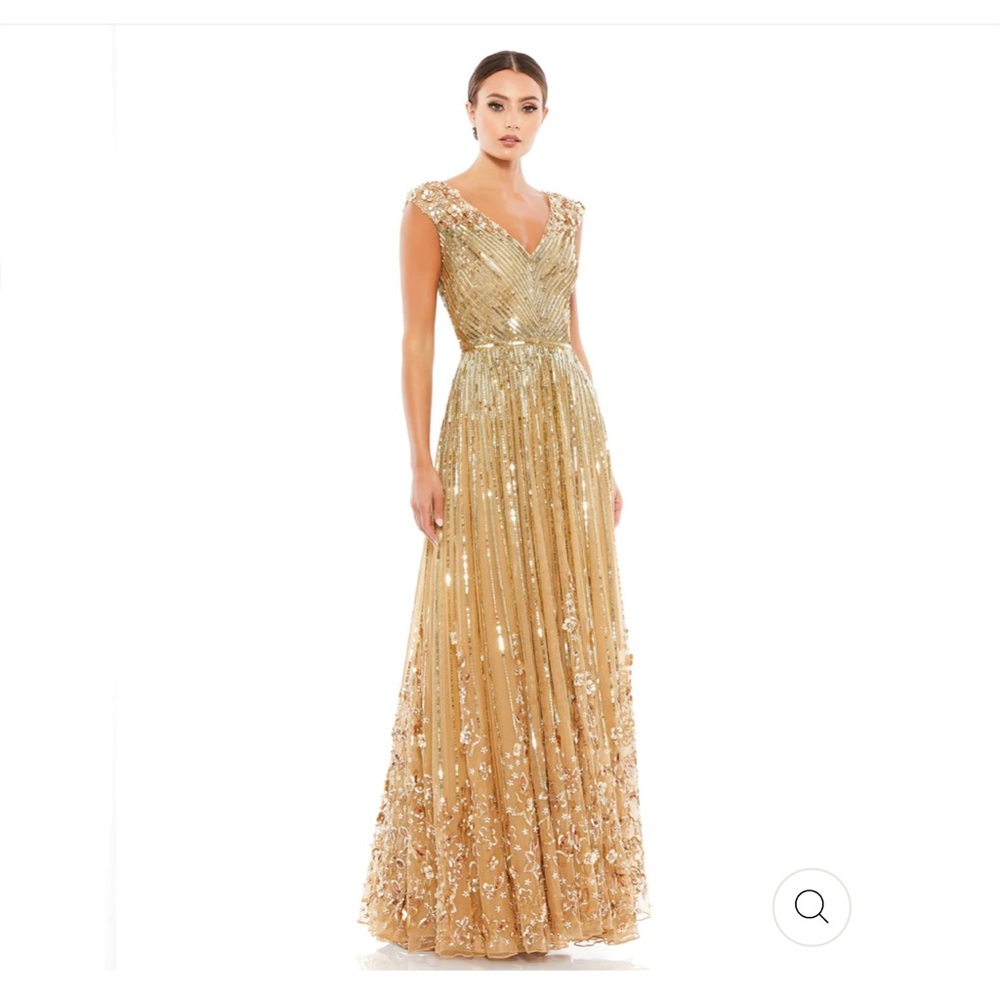 SEQUIN & FLORAL EMBELLISHED EVENING GOWN